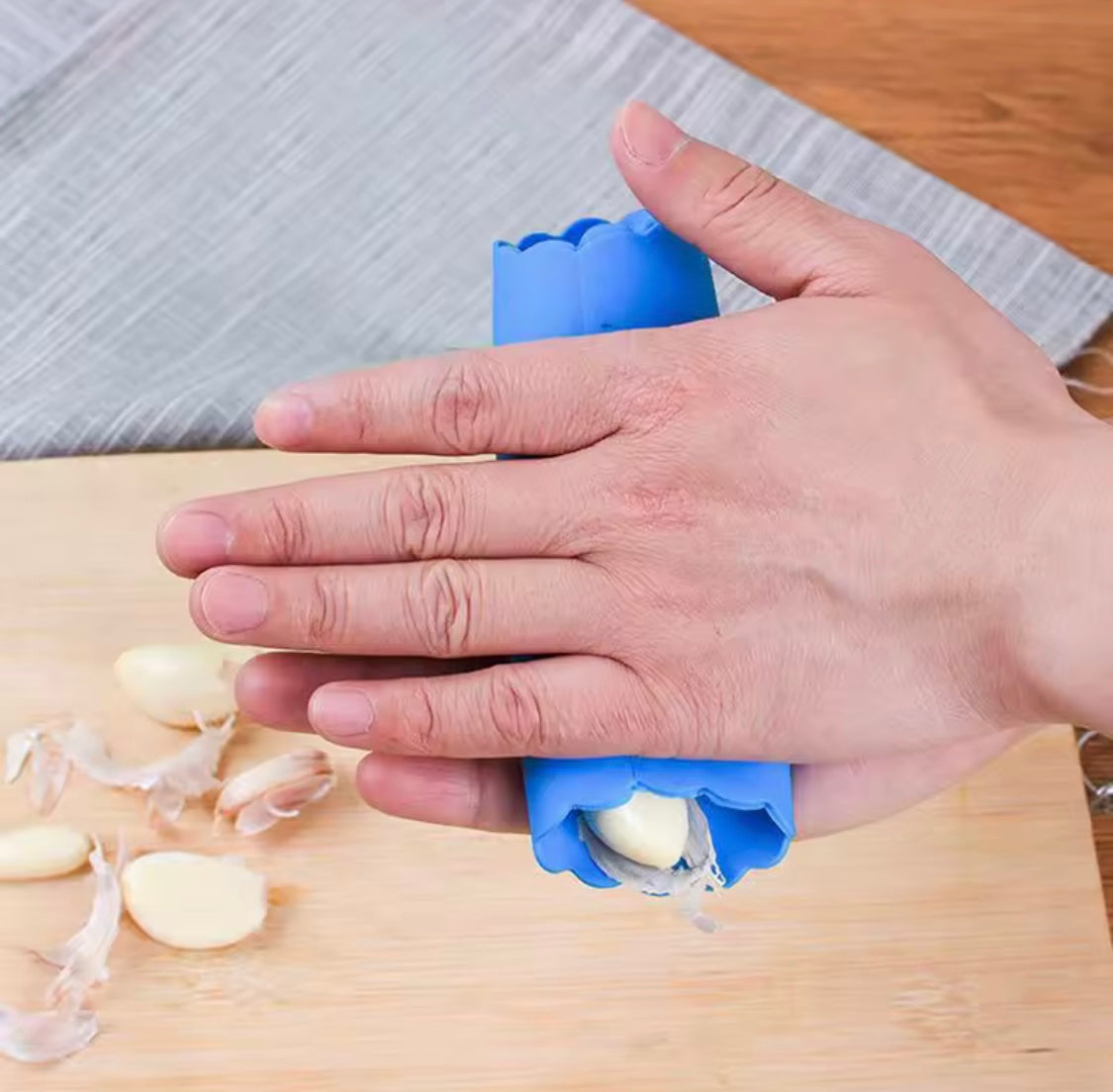 Set Of 3 Effortlessly Garlic Peeler, Reusable Silicone Garlic Peeler Roller, Quickly Peel Garlic Easy Kitchen Tool Set Of 3 Effortlessly Garlic Peeler, Reusable Silicone Garlic Peeler Roller, Quickly Peel Garlic Easy Kitchen Tool